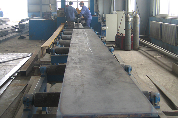 H型鋼組立機(jī) 拷貝.jpg